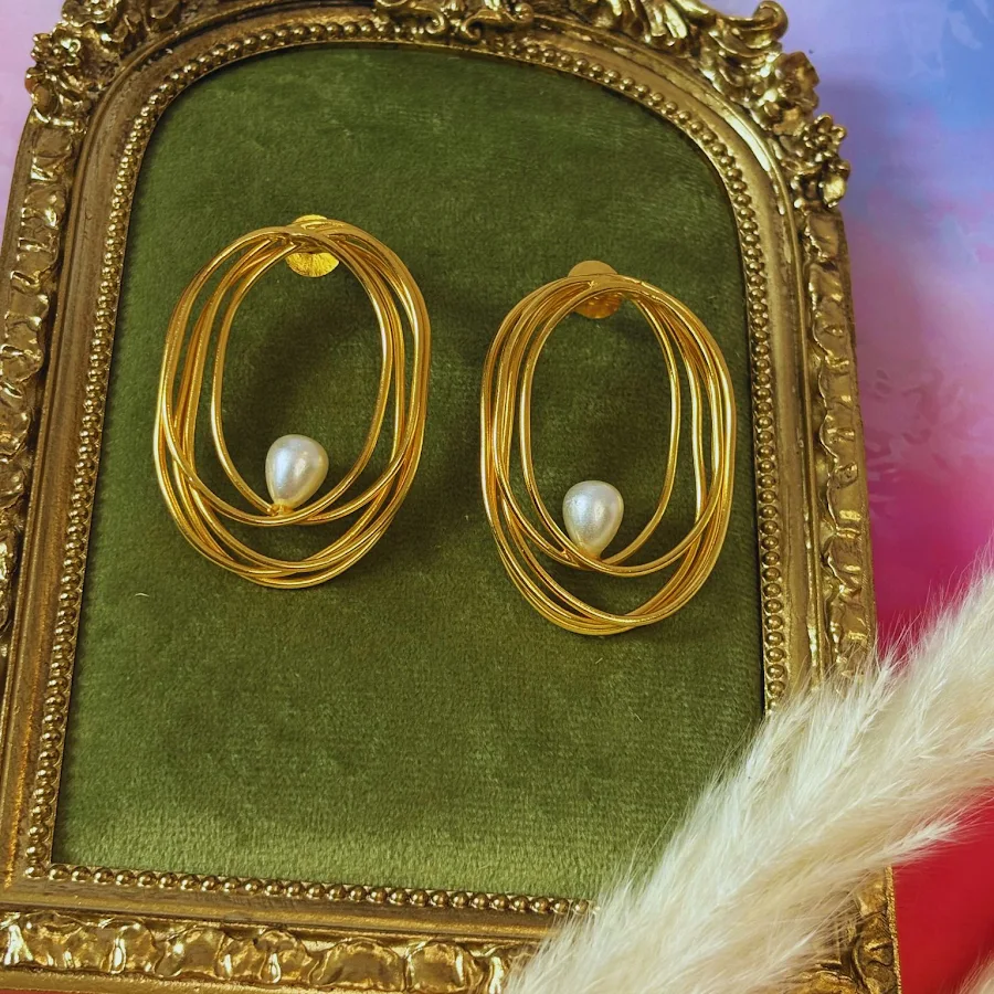 Aurora Oval Drops