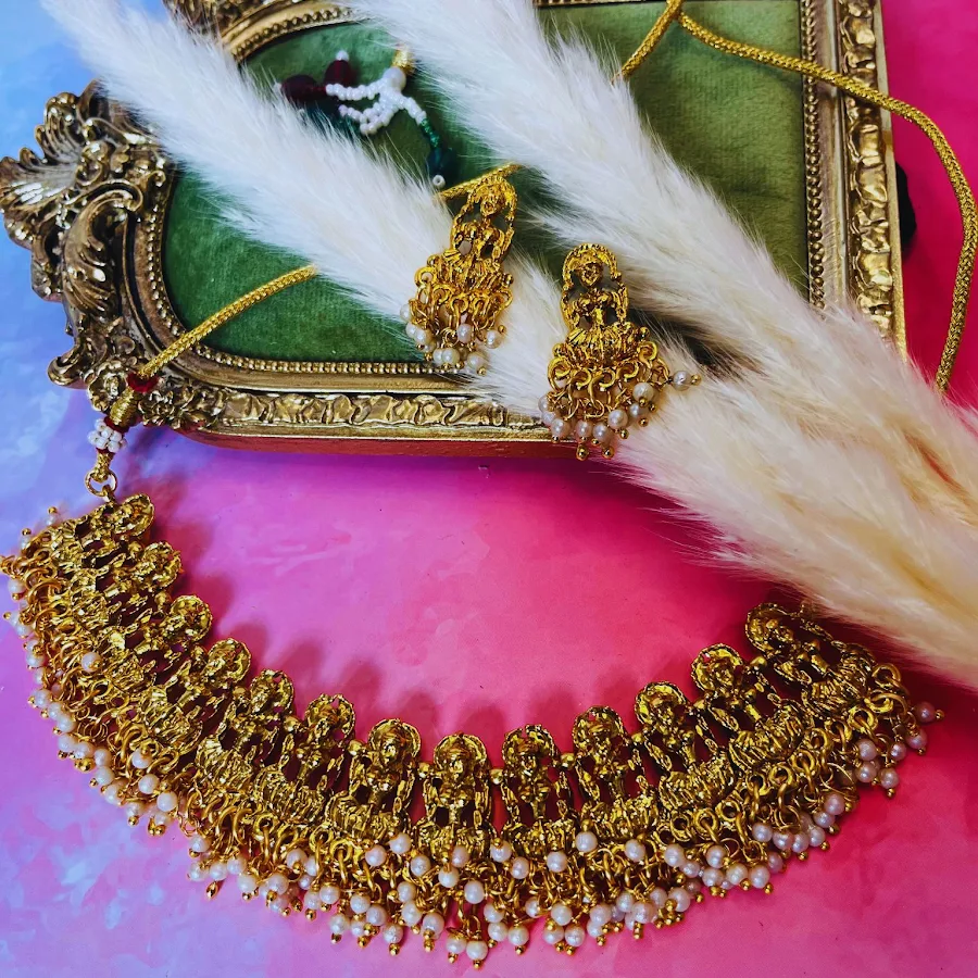 Heritage Lakshmi Choker Necklace Set