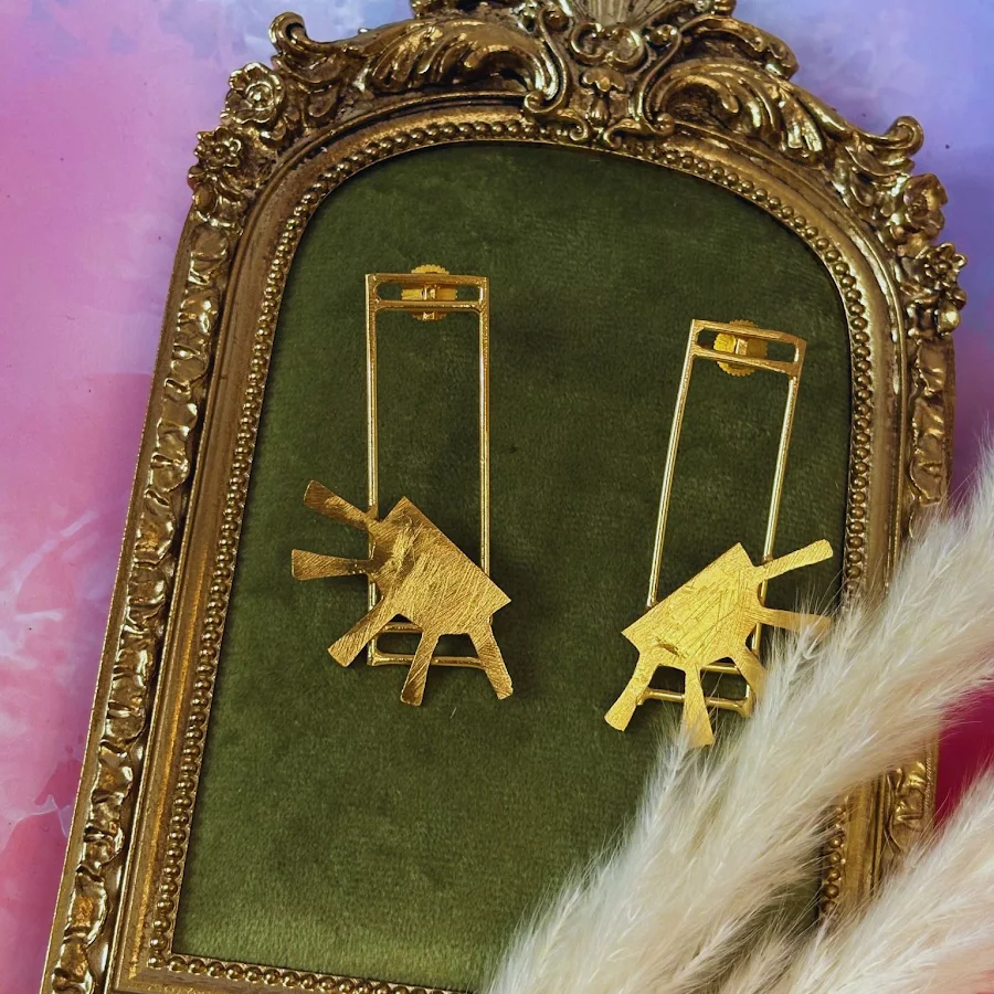 Paris Pup Drop Earrings